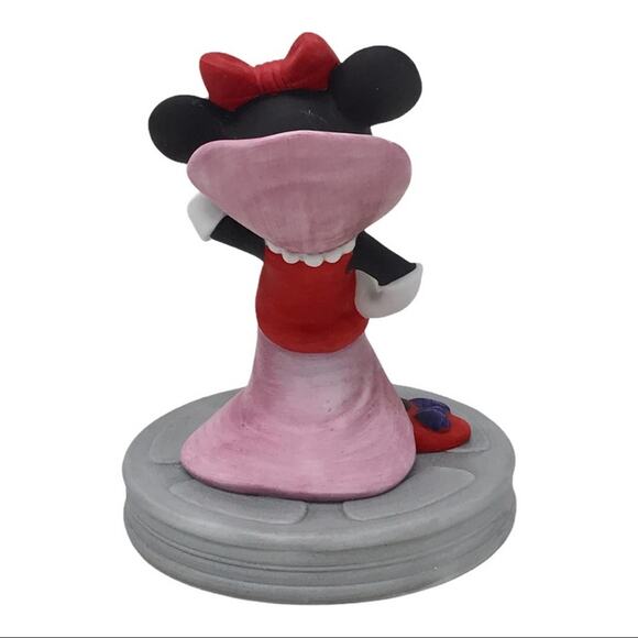 Disney Collectables Glamorous Minnie Mouse Vintage Porcelain Figurine - Picture 6 of 10